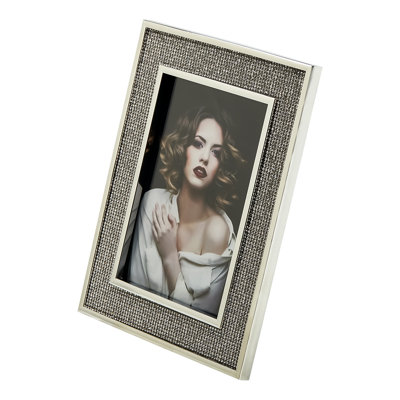 Nilde Silver Metal Picture Frame with Mat