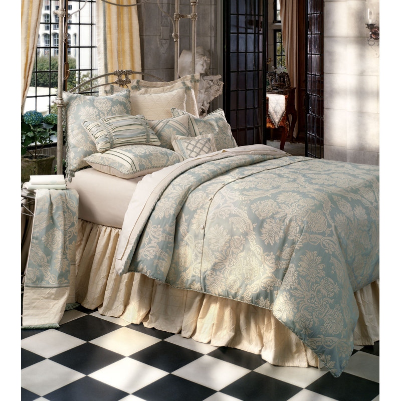 Carlyle Capellen Square Pillow