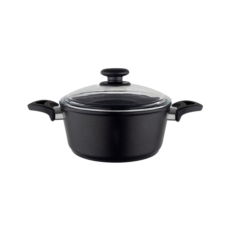 Ensemble de casseroles