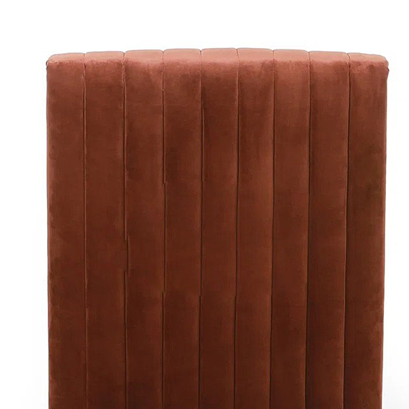 Chaise élégante au design artistique, Brun-roux