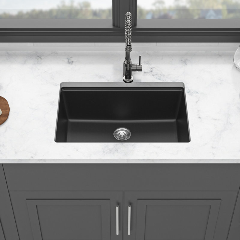 Évier de cuisine 28 pouces par 19 comptoir en quartz noir, matériau haut de gamme, surface lisse, élimine les vibrations, avec grille de séchage et grille inférieure noire, composite de 28 po x 19 po