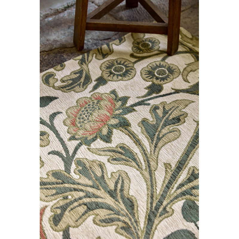 Floral Area Rug in Twining Vine Green, Rectangle 6'7" x 9'2"