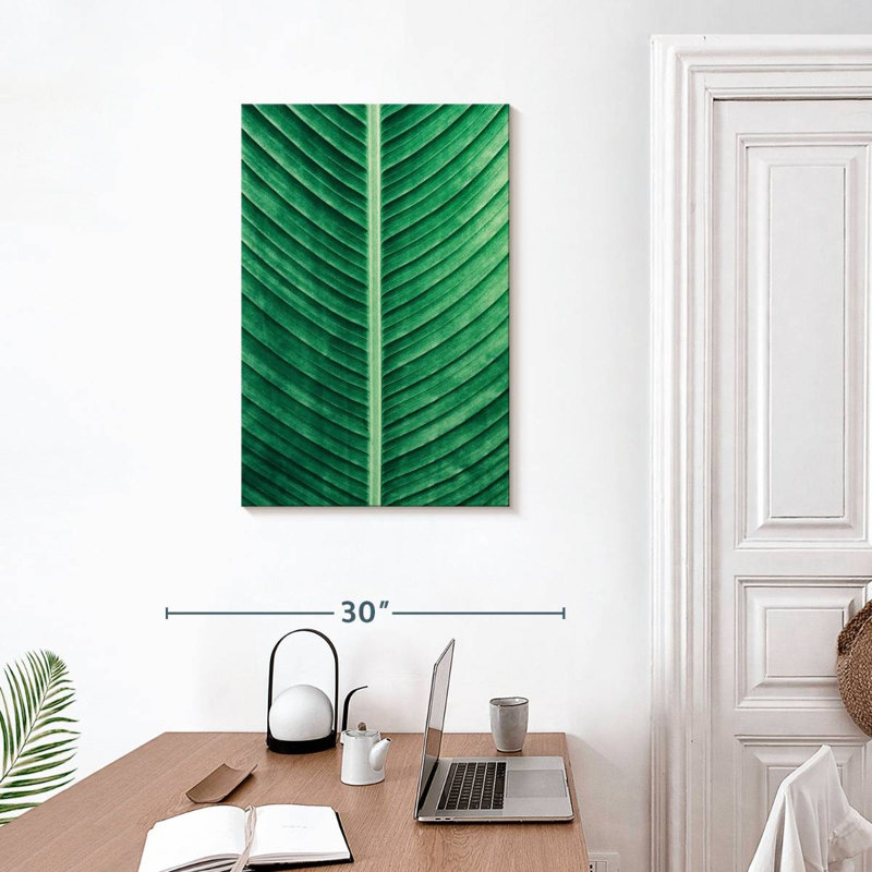 Harnek Green Leaf Lines, 30" H x 20" W