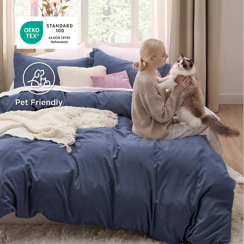 Bedsure Microfiber Duvet Cover Queen Size - Prewashed Cotton-Like Extra Soft Bedding Set (Set of 3), Navy