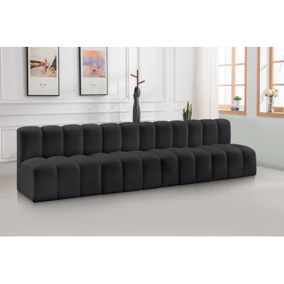 Hylee Upholstered 119'' Sofa