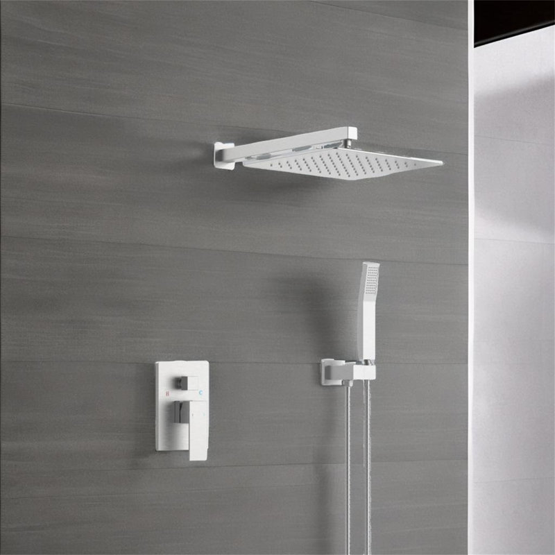 Robinet de baignoire et douche à pression équilibrée avec valve brute