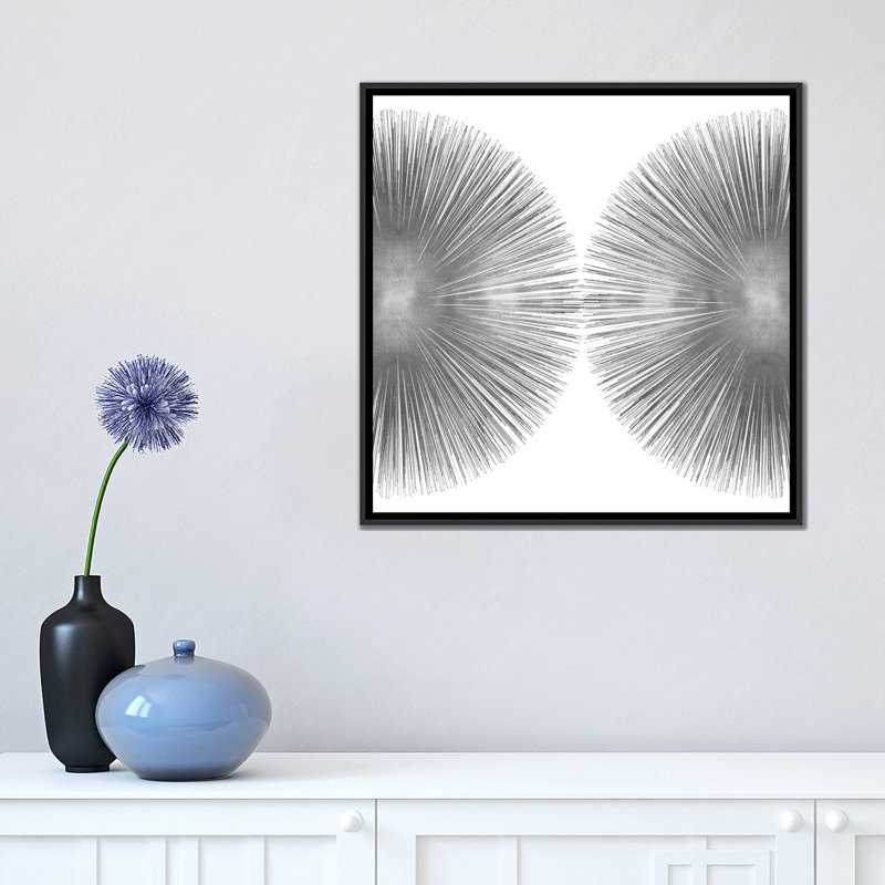 Silver Sunburst II, impression sur toile tendue, H 18 po x l 18 po x P 1,5 po, Toile avec cadre flottant noir, Pas de tapis