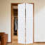 2 panneaux pliables 28 po X 79 po  Porte de grange coulissante en bois de noyer blanc avec ensemble de quincaillerie-132739742-132739760-132739768
