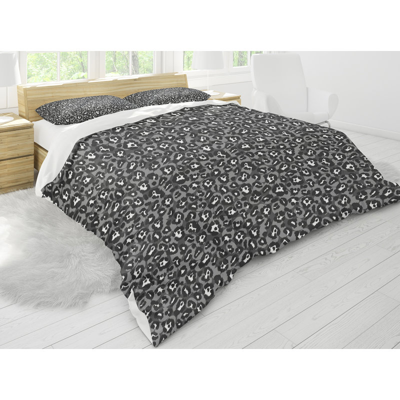 Leopard Box Stitch Animal Print Comforter Set, Queen Comforter + 2 Pillow Cases, Black/Grey