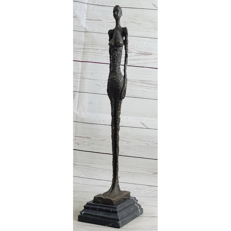 Statue de grande fille debout debout en bronze