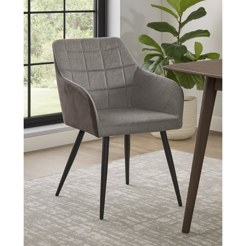 Ensemble de 2 fauteuils en similicuir et en tissu gris avec pieds en acier noir Kittrell