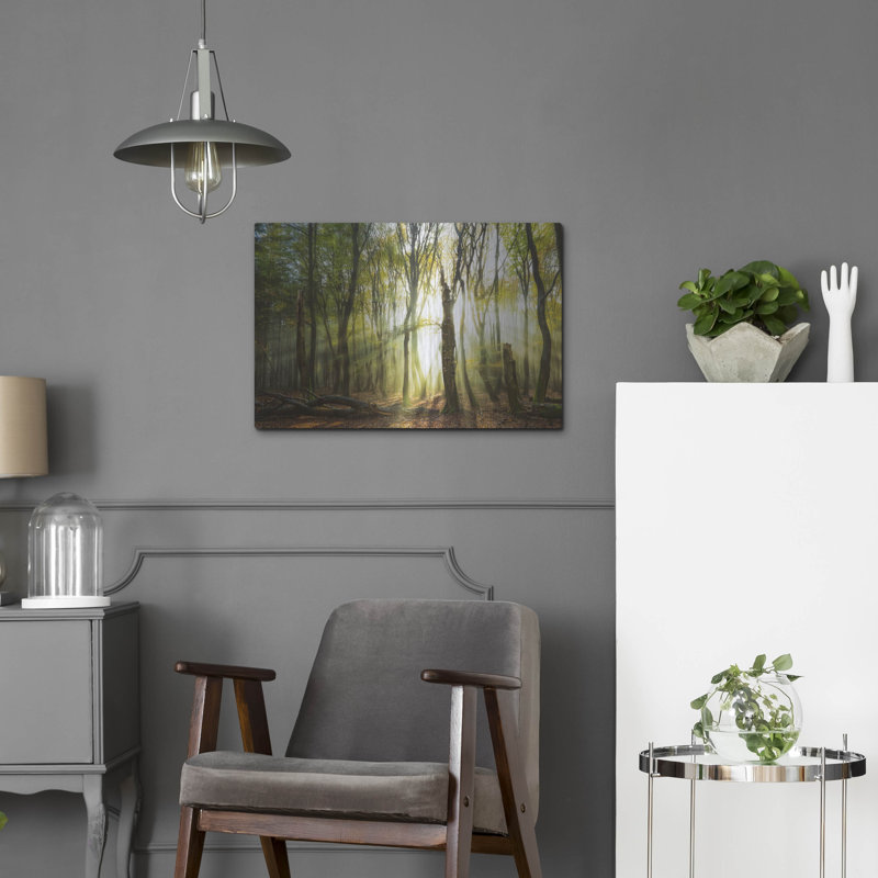 «Still debout» par Lars Van De Goor, H 16 po x l 24 po