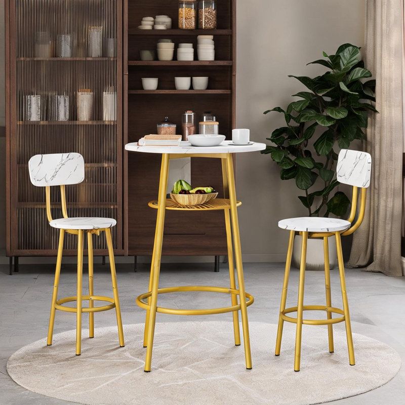 Ensemble de table de salle à manger pour la cuisine ou le bar, plateau rond en faux marbre blanc et structure en métal doré, 3 pièces avec 2 tabourets, 24 po