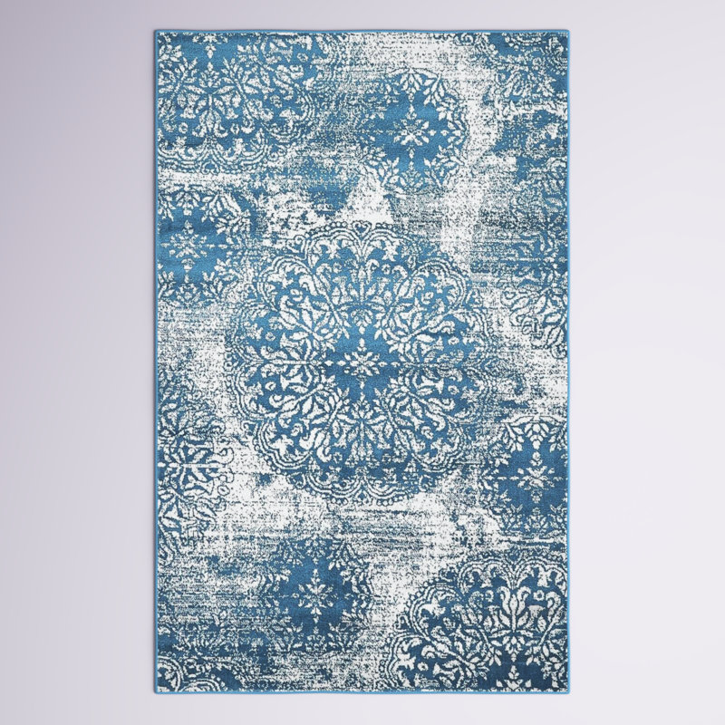 Tapis floral Brandt, Rectangle 5 pi 1 po x 8 pi, Bleu très foncé