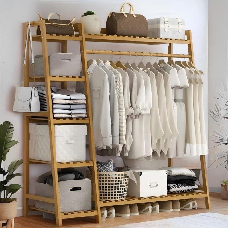 Portant à vêtements en bois de bambou avec porte-vêtements et étagères de rangement l 51 po, Naturel