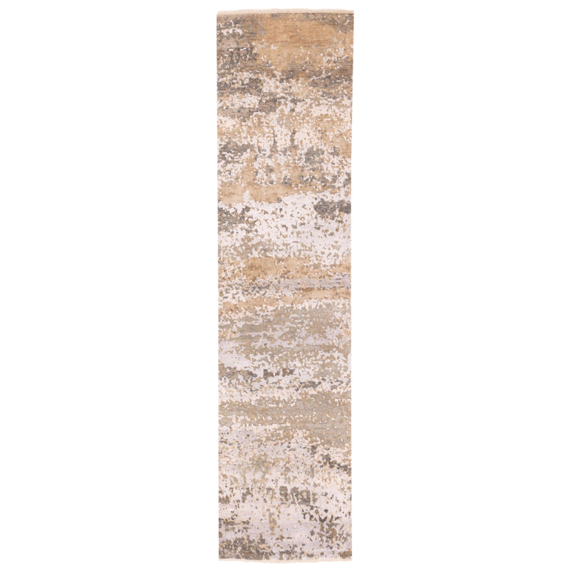 Tapis gris Legacy 2 pi 5 po x 10 pi 3 po