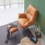 Fauteuil d'appoint et repose-pieds en cuir fleur-526376492