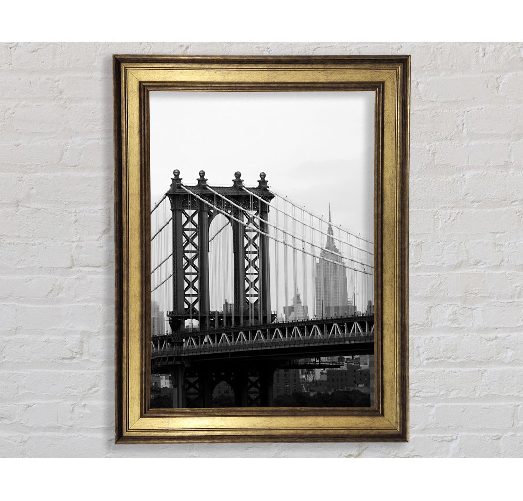 Empire State Through The Bridge - Einzelne Bilderrahmen Kunstdrucke