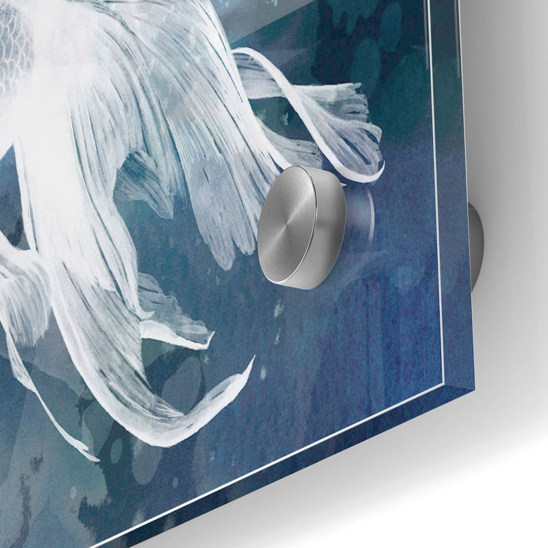 «Indigo Fish I» par Grace Popp, art mural en verre acrylique, H 24 po x l 36 po x P 0,2 po