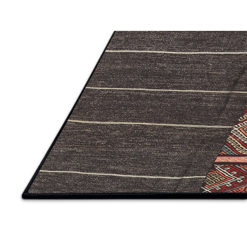 Tapis contemporain noir / rouge, Rectangle 5 pi x 7 pi
