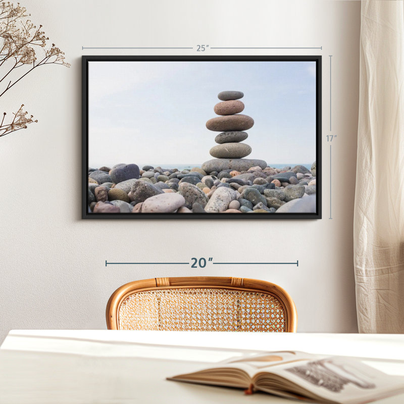 Impression sur toile Seaside Stone Stack, H 17 po x l 25 po