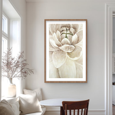 Delicate Chrysanthemum - Botanical Floral Framed Print Decor