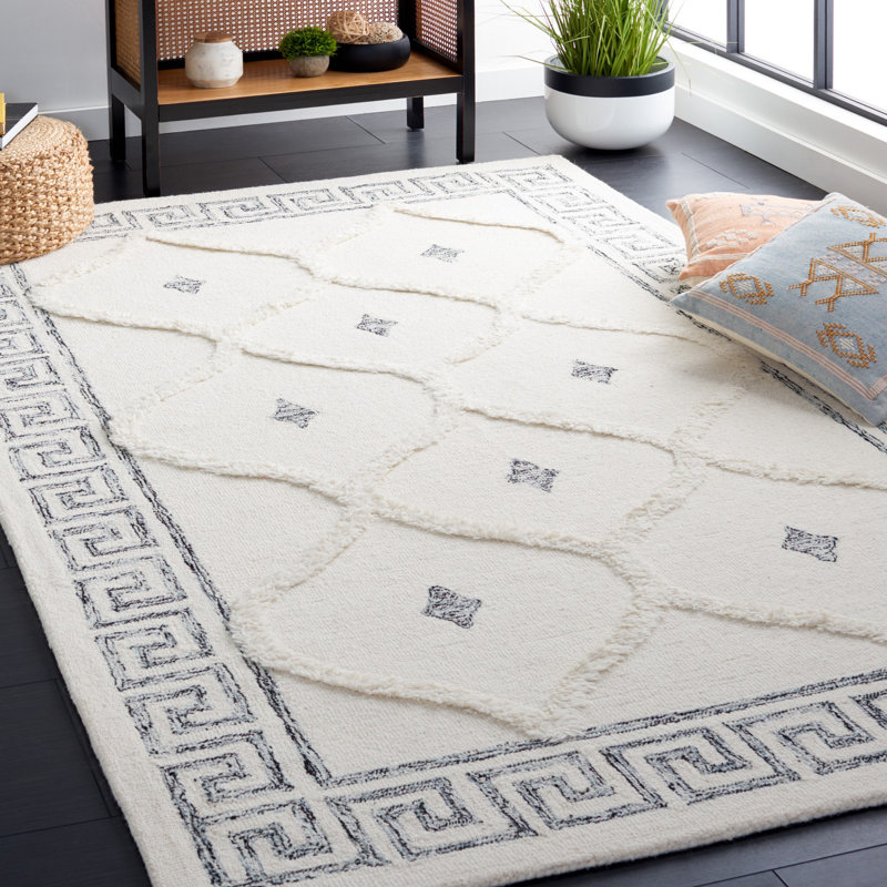 Dajanai Hand Tufted Wool/Cotton Geometric Rug in Black/Ivory, Rectangle 8' x 10'