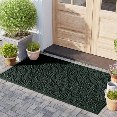 WaterHog Boxwood 35 in. x 59 in. Indoor Outdoor Door Mat