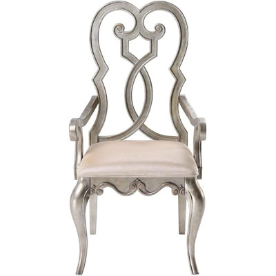 Fauteuil rembourré en cuir ivoire