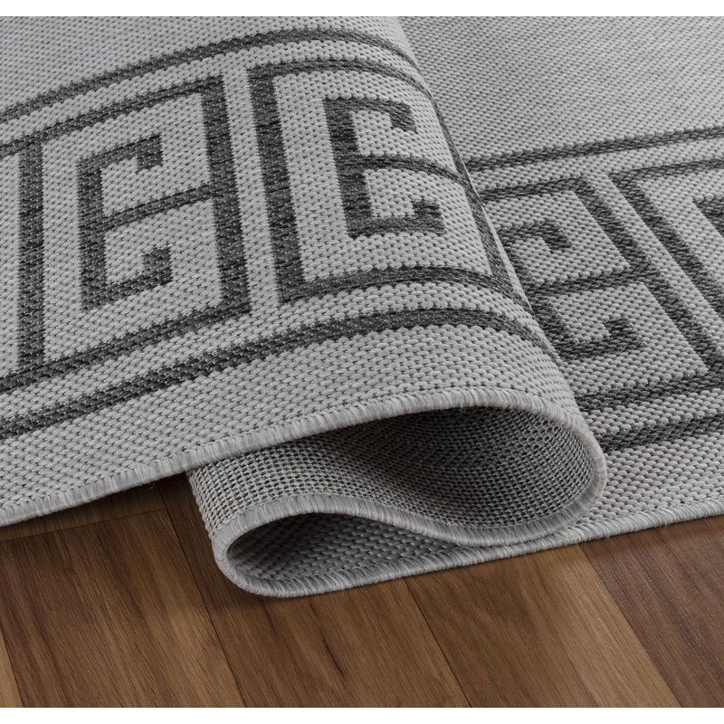 Aamir Geometric Indoor / Outdoor Area Rug, Rectangle 120 x 170cm