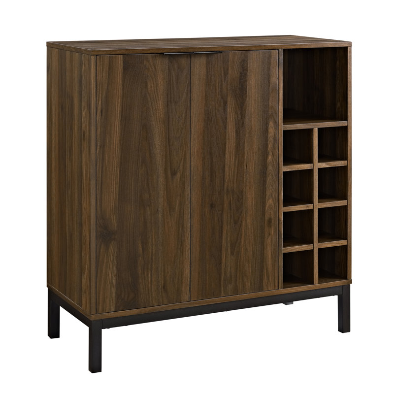 Wadlington Solid Wood Accent Chest, Dark Walnut