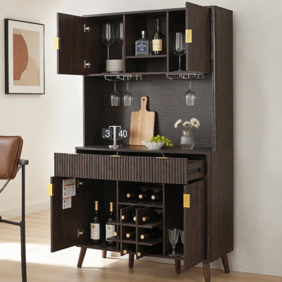 Armoire de cuisine ou de bar multifonctionnelle avec prise électrique, lumière DEL et support à vin à neuf grilles pour un rangement efficace