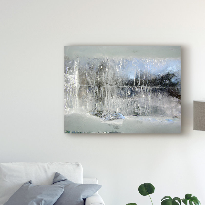 «Fairy Winter» par Andre Palletier - impression sur toile tendue, H 35 po x l 47 po x p 2 po