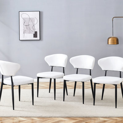 Chaise ergonomique minimaliste avec dossier incurvé pour un confort et un soutien ultimes dans votre salle à manger