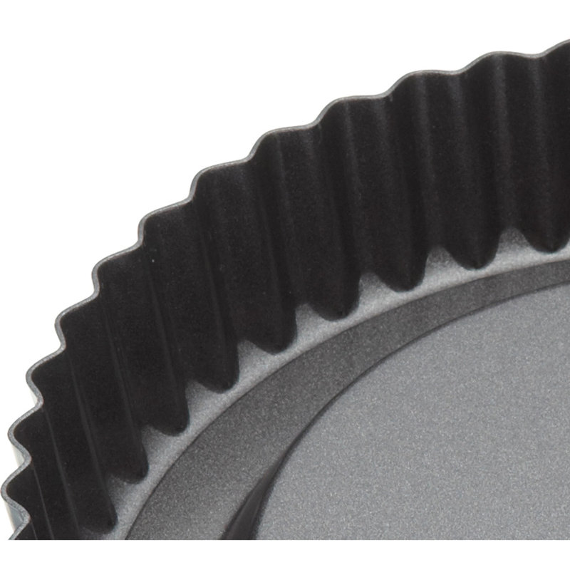 MasterClass Round Steel Bakeware