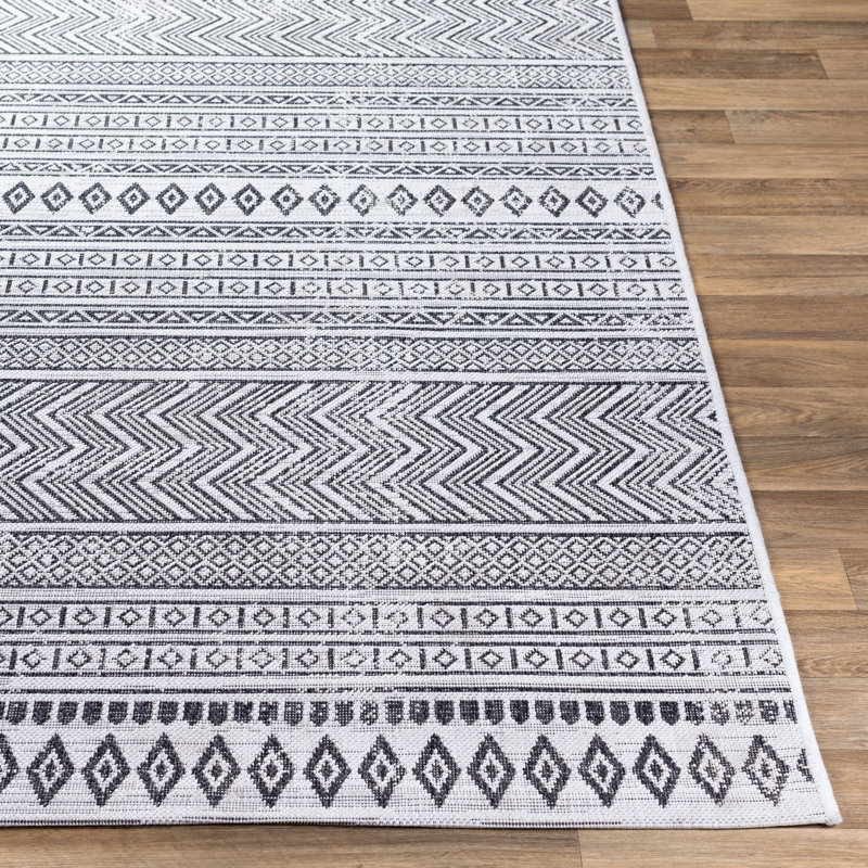 Green Modern Outdoor Rug, Geometric Stain Resistant Easy to Clean Rug For Patio, Balcony, Decks & Garden