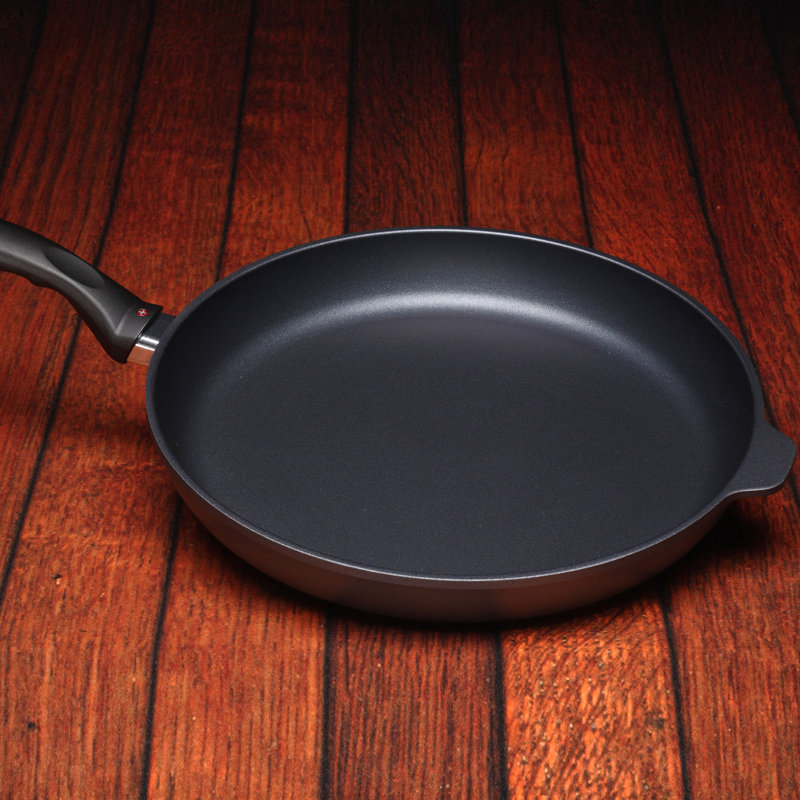 Try Me Non Stick Aluminum Frying Pan, 11" W, Gray