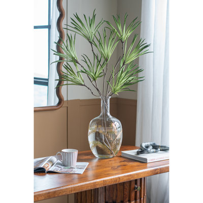 Vase au design contemporain