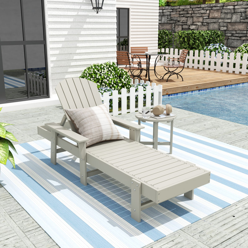 Altura Outdoor Chaise Lounge with Table, Sand