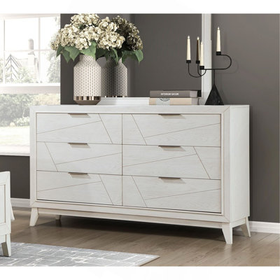 Commode avec tiroirs de rangement