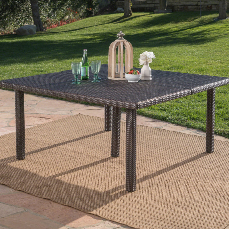 Table d'extérieur carrée 64 po - Multi brun avec structure en fer robuste pour repas, cadre festif, Brun