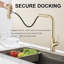 Robinet de cuisine à cascade avec douchette extractible, robinet d'évier de cuisine à poignée simple avec douchette extractible, robinet de cuisine rotatif à 360 °-104406366