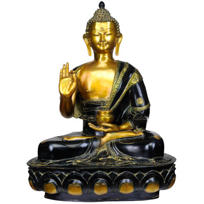 Bouddha Shakyamuni de grande taille interprétant son dharma