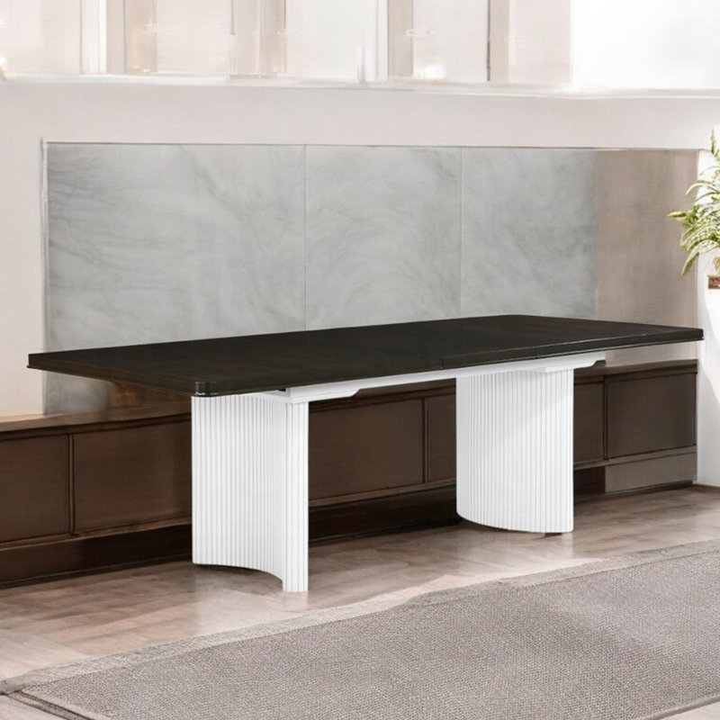 Table de salle à manger rectangulaire en bois avec 1 feuille blanche et brune
