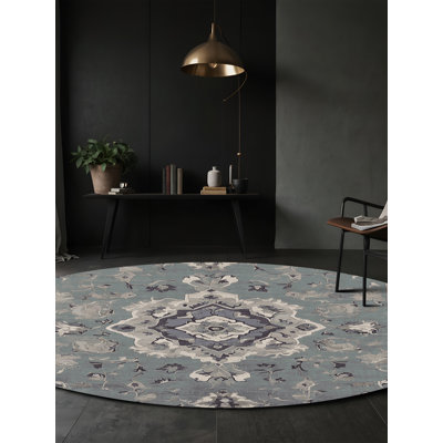 Tapis vert soyeux et moelleux