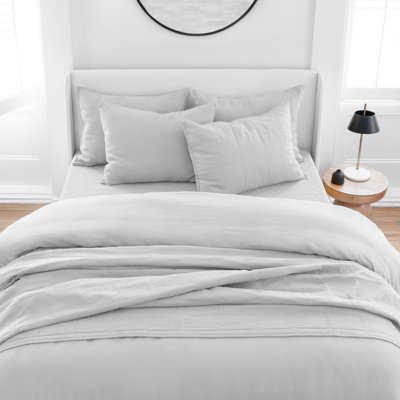 Kamau Linen Quilt Set