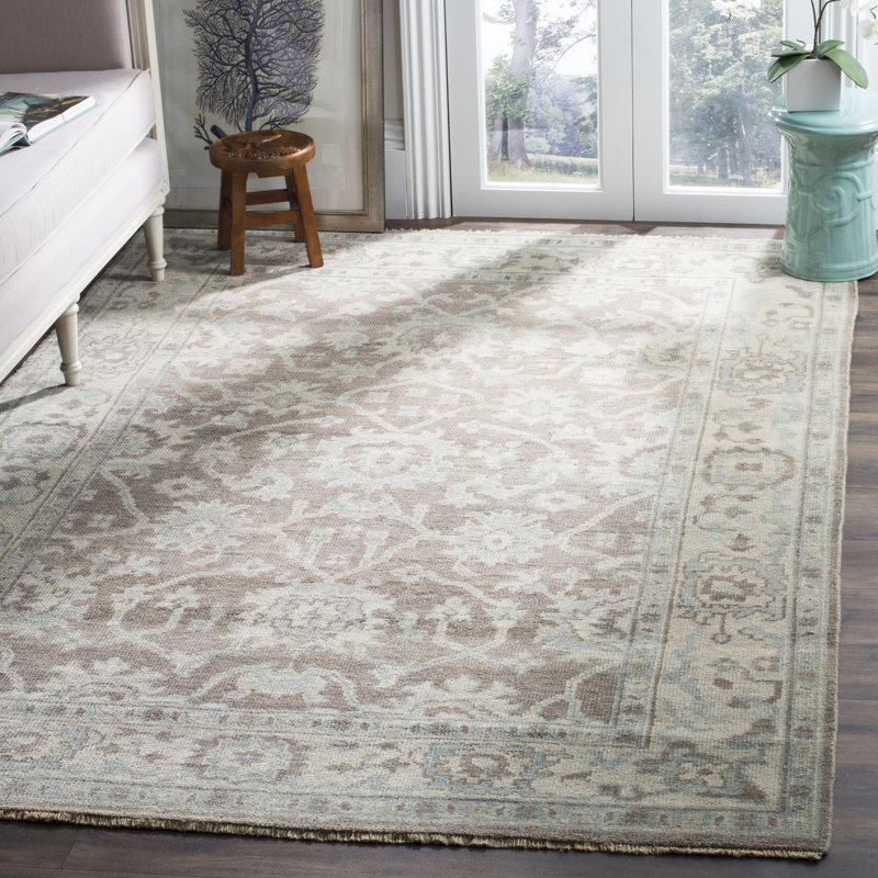 Elegant Gray Hand-Knotted 9' x 12' Wool Area Rug