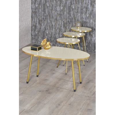 Chattanooga Living Room Table Set