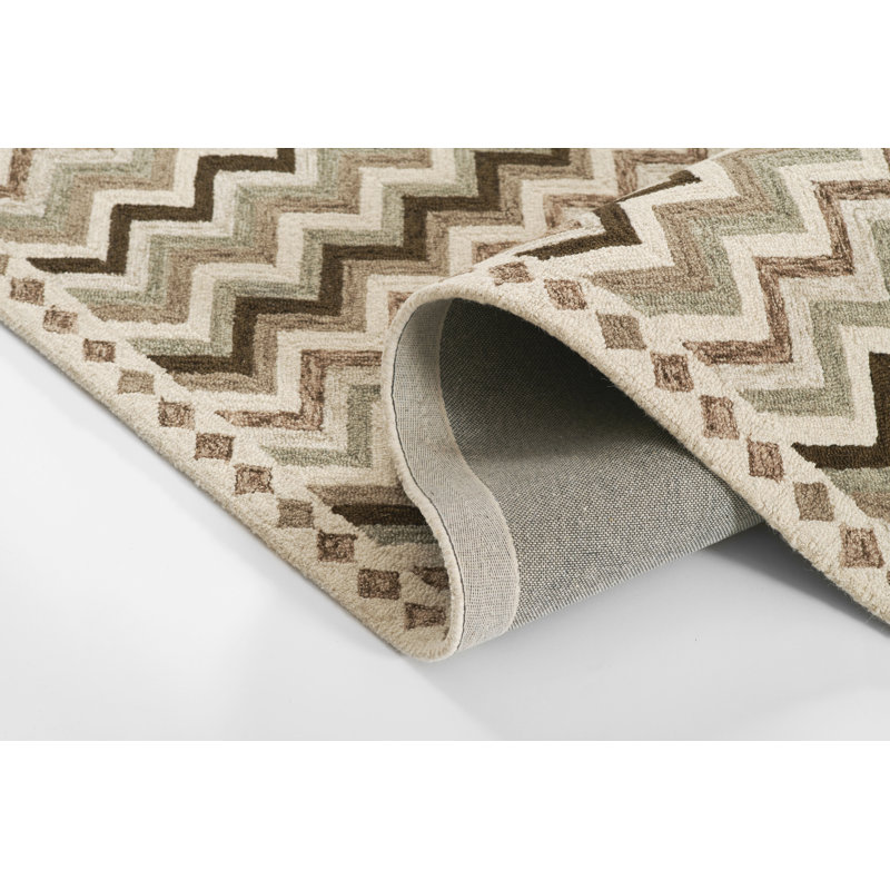 Abbott Hand Tufted Wool Chevron / Zig Zag Area Rug in Tan, Rectangle 8' x 10'