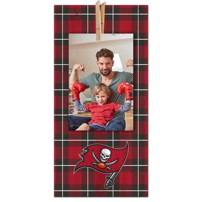Entertainment Wall Decor